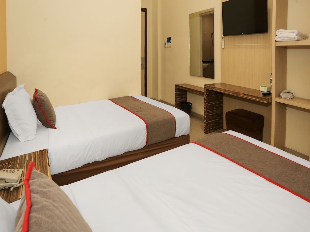 Deluxe Twin Room - Photo 6