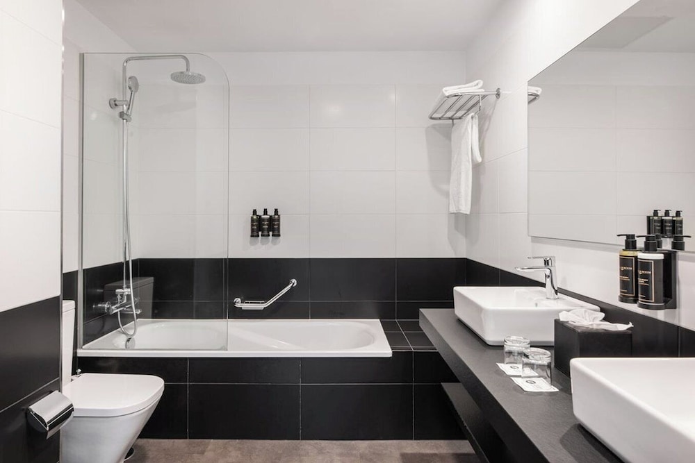 Suite, Balcony - Photo 1