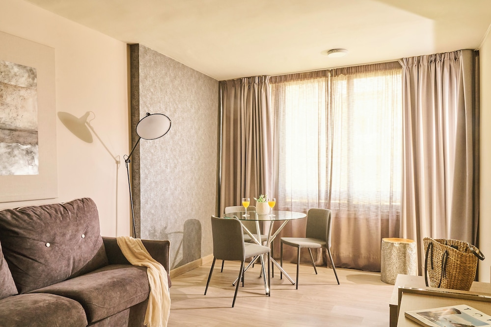 Apartment, 1 Bedroom, Balcony (2 adults + 1 child) - Photo 11
