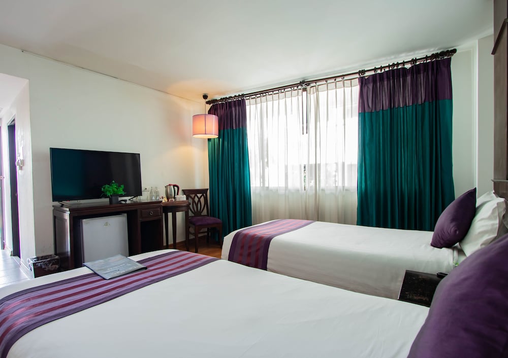 Deluxe Twin Room - Photo 7