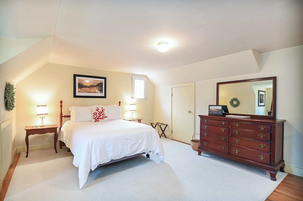 House, Multiple Beds, Kitchen photo 2