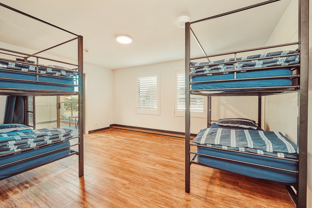Bed in 4 Bed Mixed Dormitory