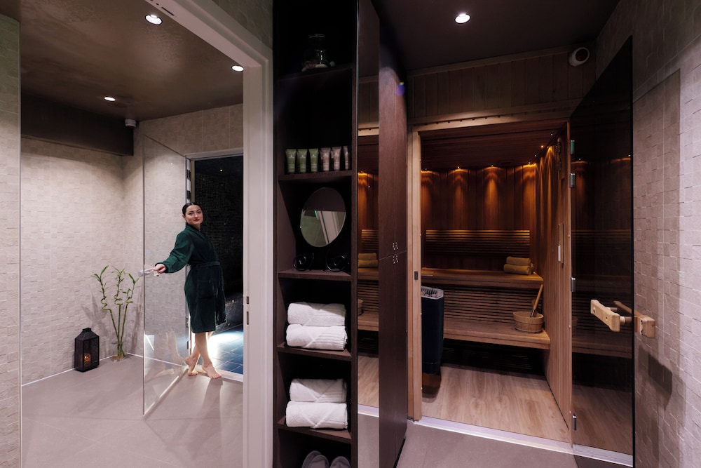 Superior Double Room (SPA Access + Massage)