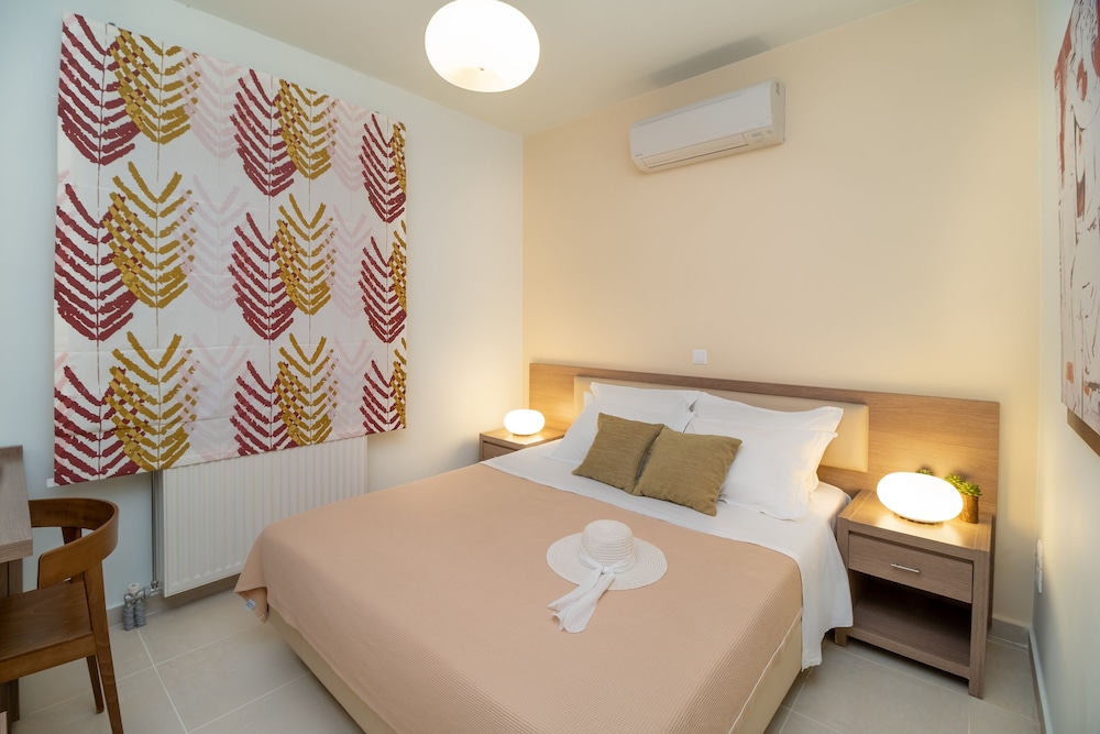 Comfort Apartment, 1 Bedroom, Pool Access, Sea View (A10)