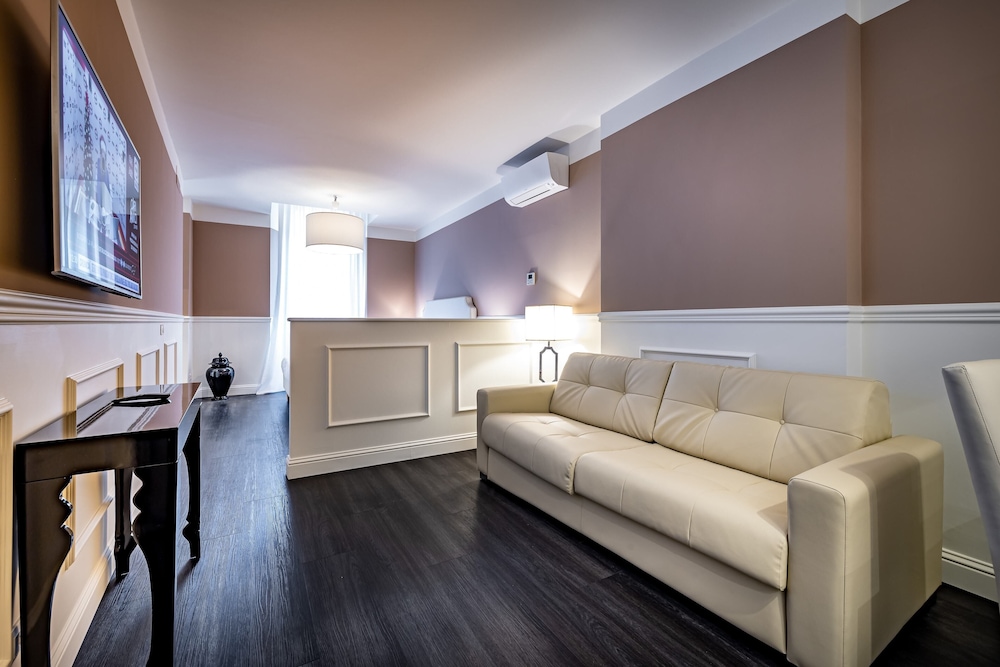 Superior Apartment