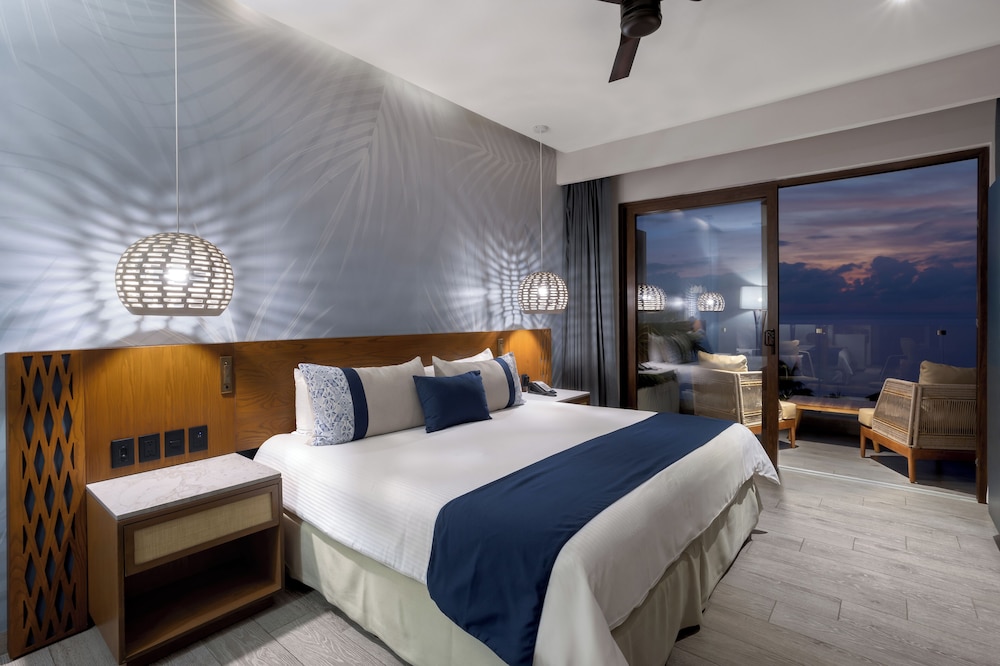 Armony Room, 1 King Bed, Adults Only (Ocean View) - Photo 1