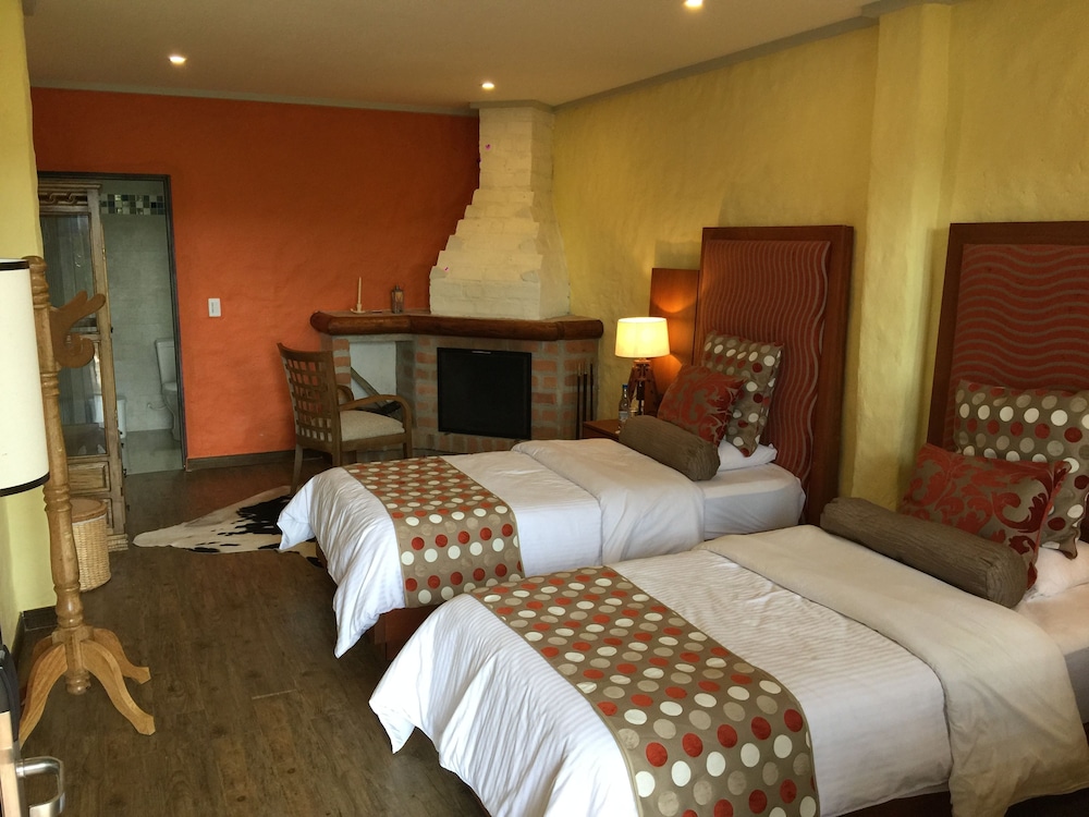 Standard Double Room, 2 Twin Beds