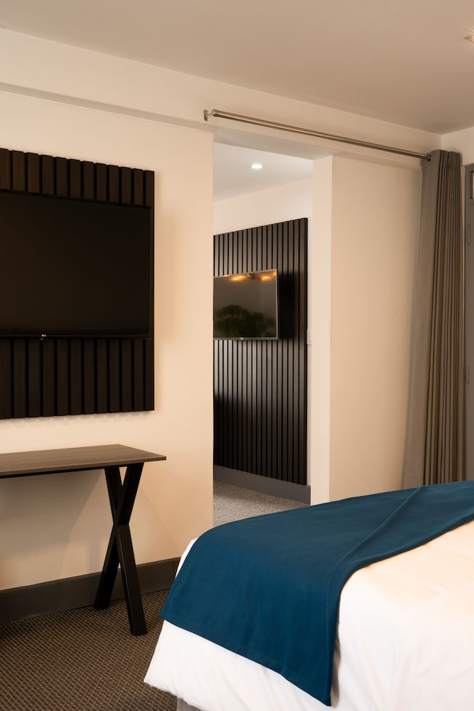 Presidential Room