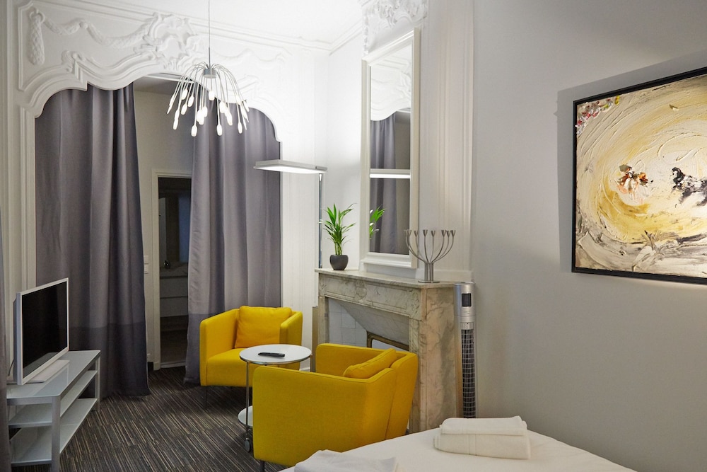 Superior Apartment