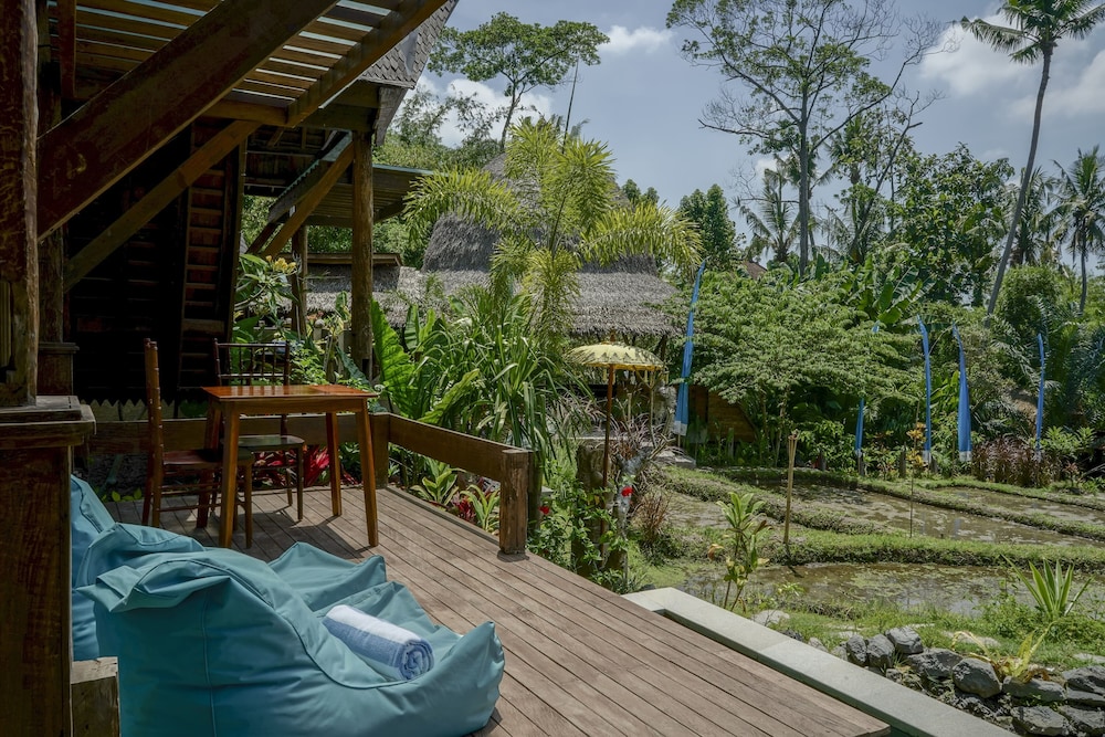 Ethnical Two Bedroom with Plunge Pool - Photo 2