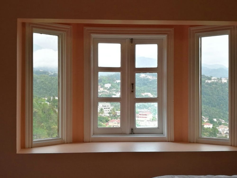 Executive Apartment, 1 Bedroom, Kitchen, City View photo 2
