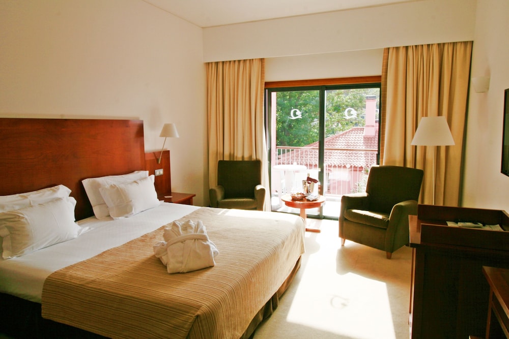 Standard Double or Twin Room - Photo 6