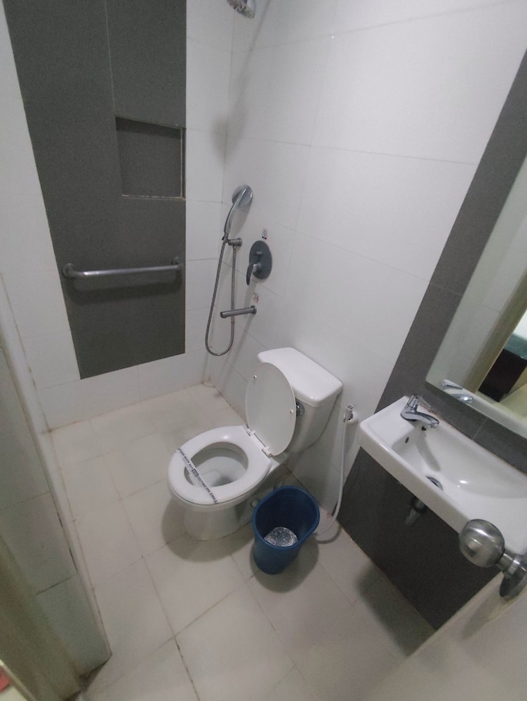 Econo Room - Photo 3