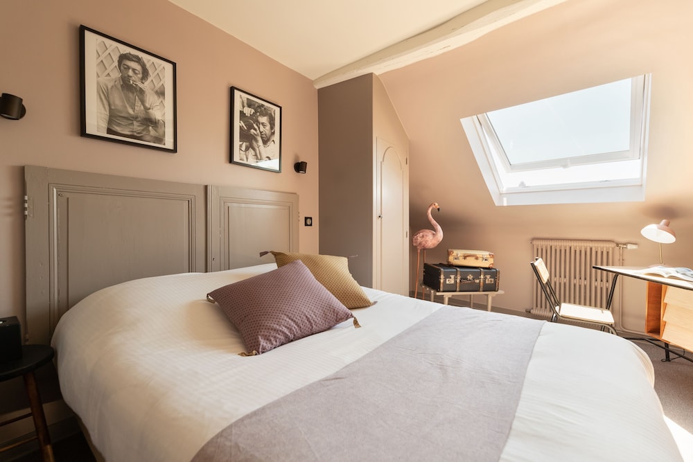 Standard Double Room photo 3