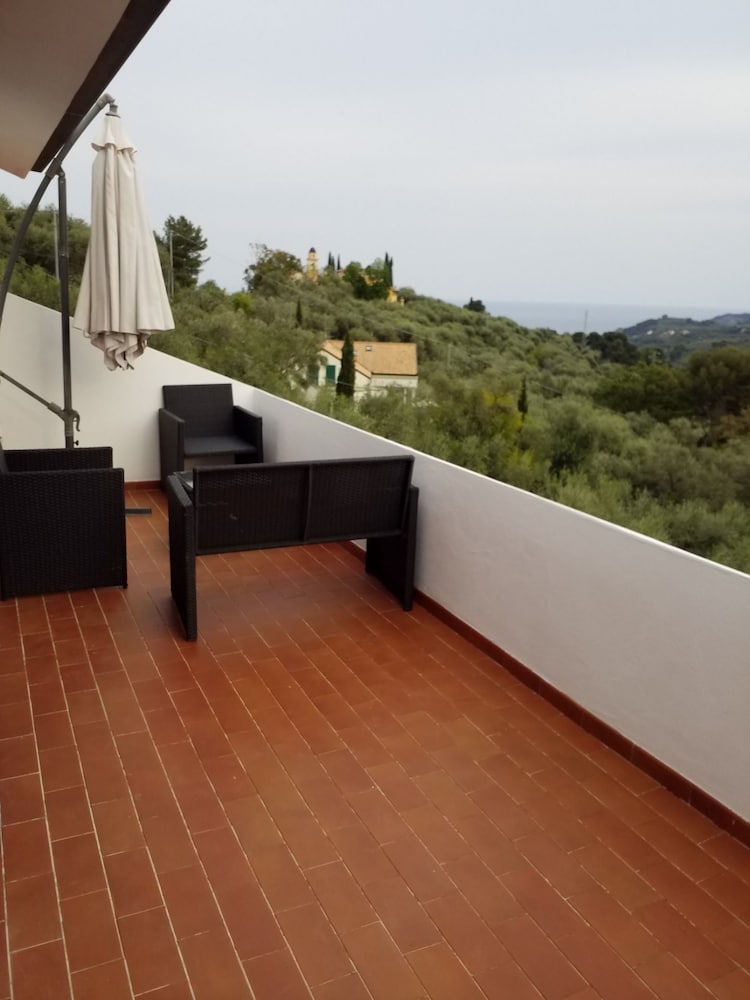 Double Room, Balcony, Sea View photo 2