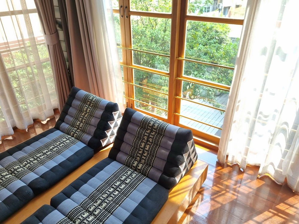 Junior Suite with Garden View photo 2