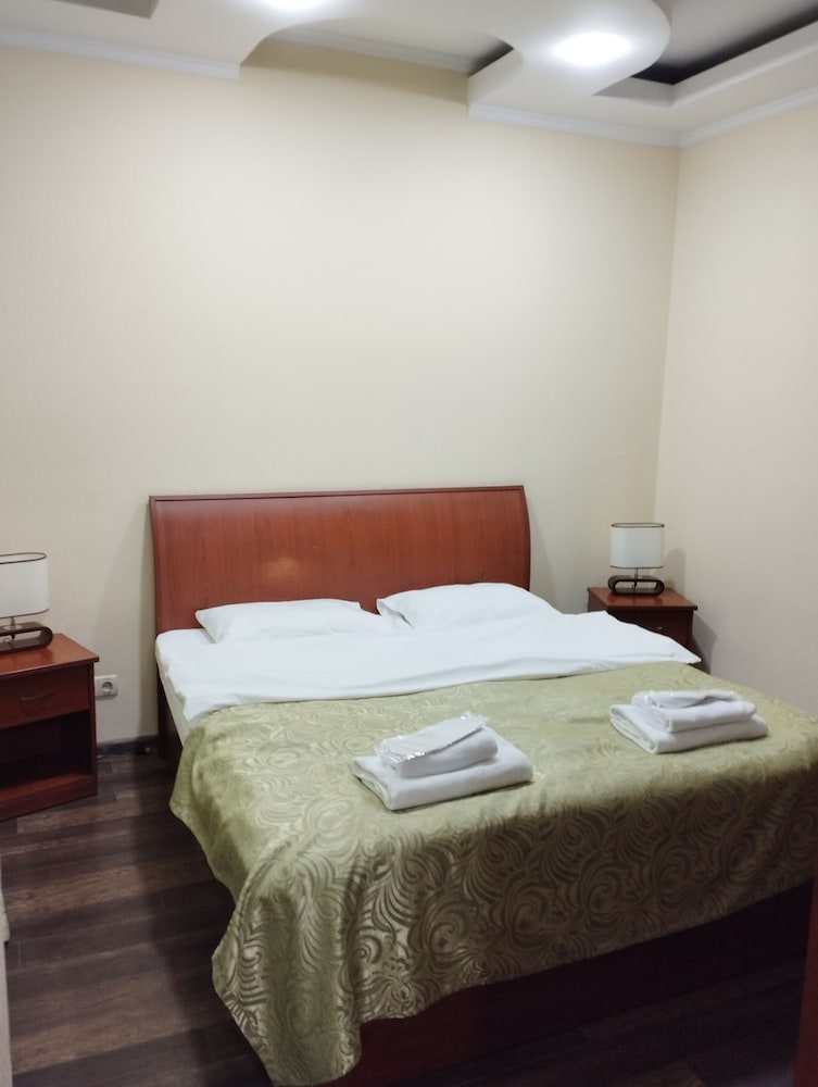 Standard Triple Room - Photo 1