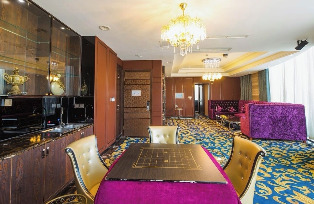 Premier Suite