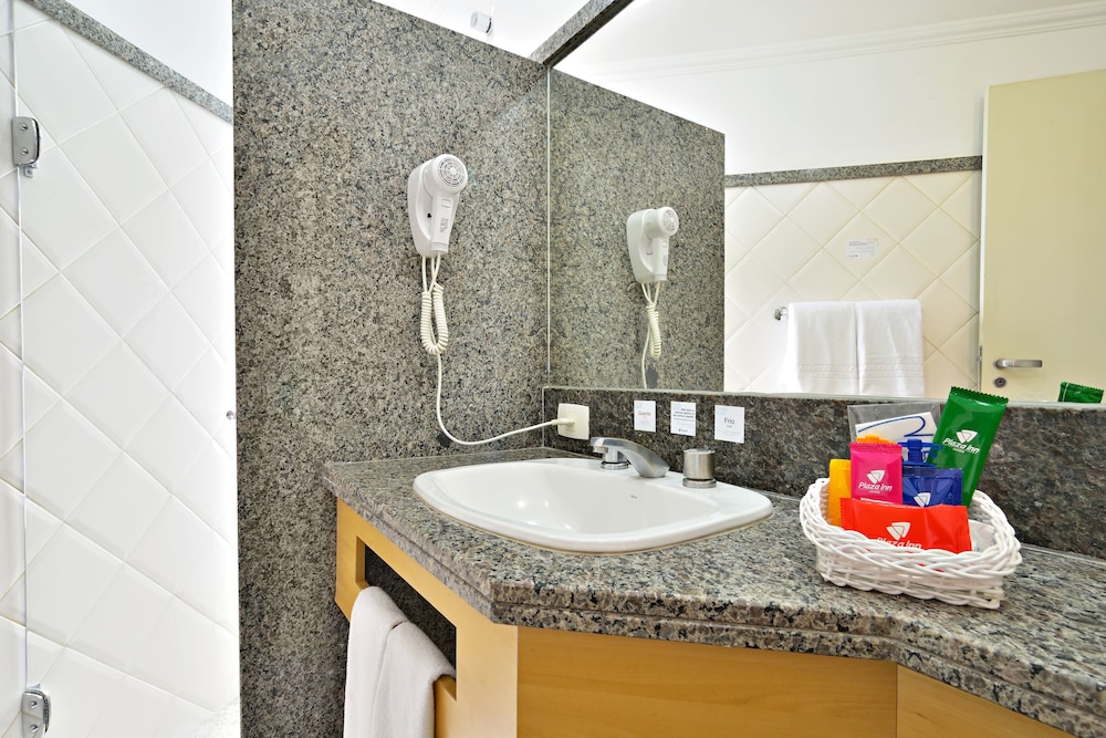 Standard Single Room - Photo 8