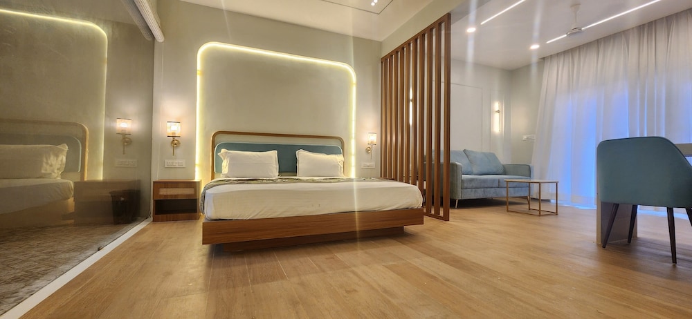 Elite Room