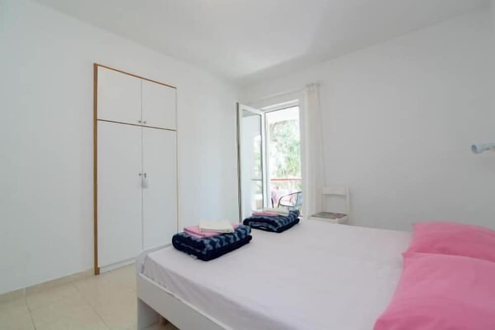 Apartment (Apartments Boguvila - Two-Bedroom Sta) photo 1