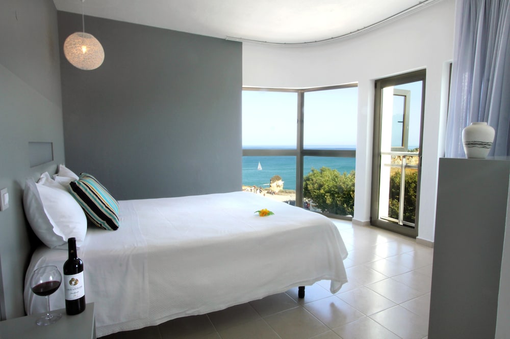 Junior Suite, Partial Sea View