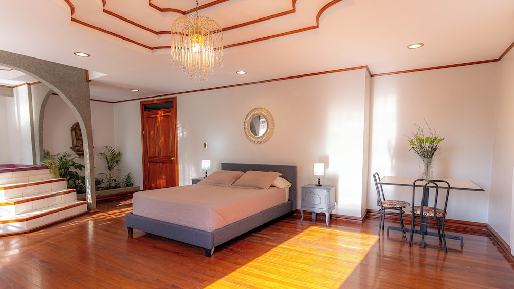 Grand Room photo 1