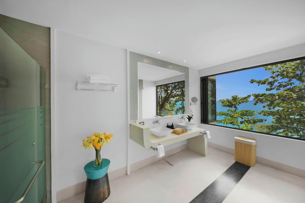 Luxury Villa photo 3