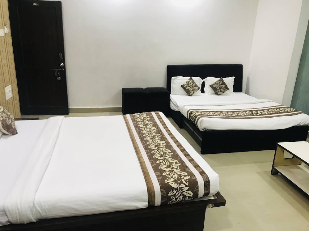 Standard Room - Photo 1