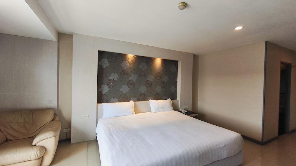 Deluxe Double Room photo 2