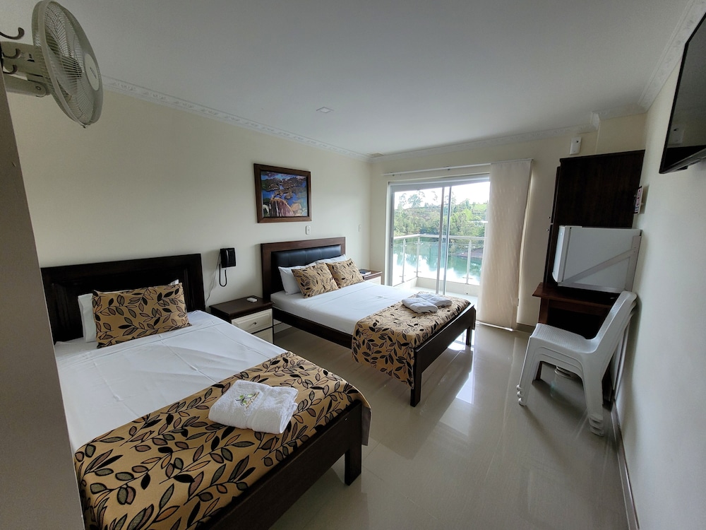 Superior Triple Room, Multiple Beds, Balcony (3 beds) photo 1