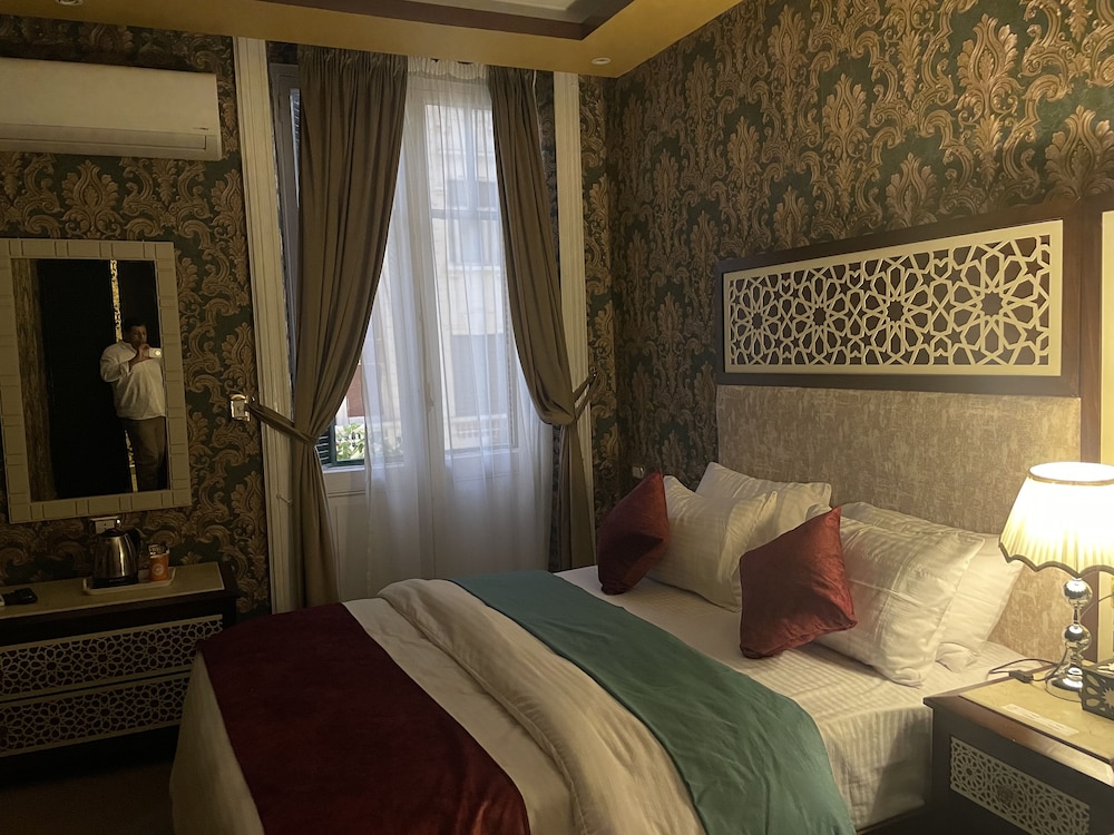 Deluxe Single Room, City View