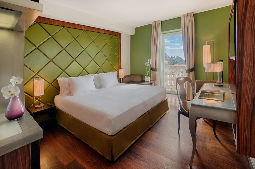 Available room
