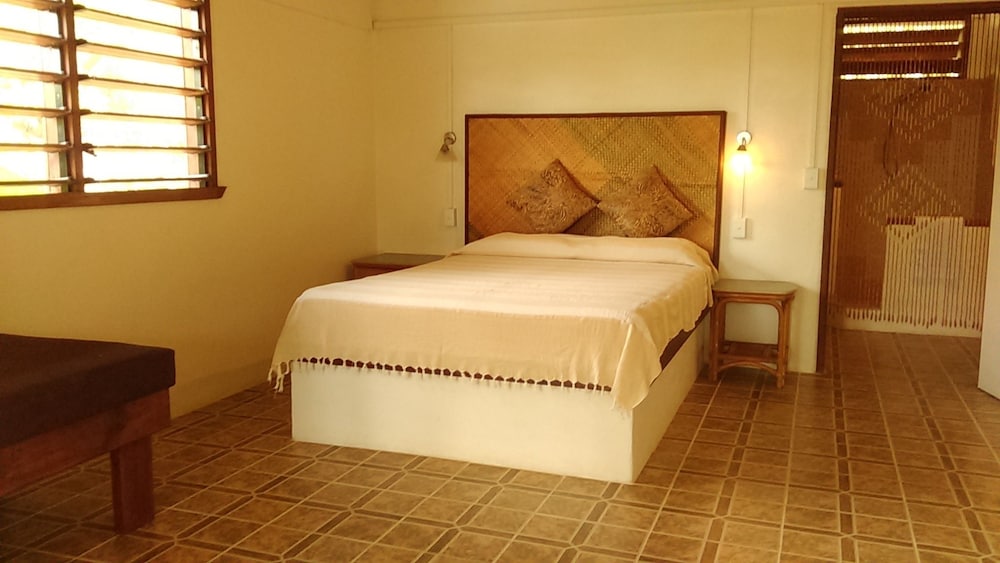 Double Room, Oceanfront photo 1