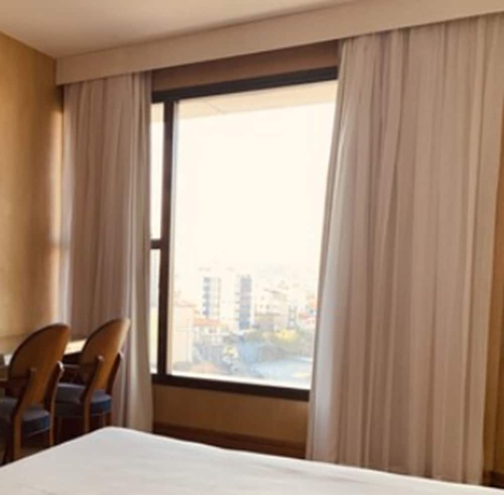 Quarto Executivo Superior