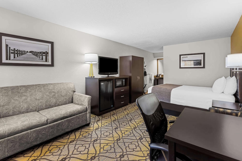 Standard Room, 1 Queen Bed, Accessible, Non Smoking - Photo 1