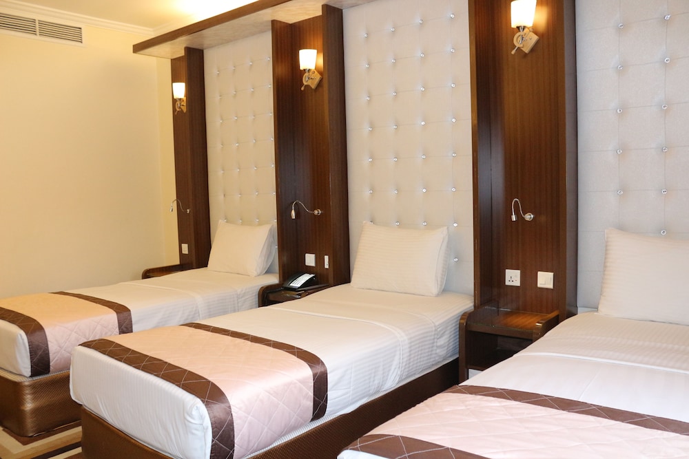 Standard Quadruple Room, Balcony photo 3