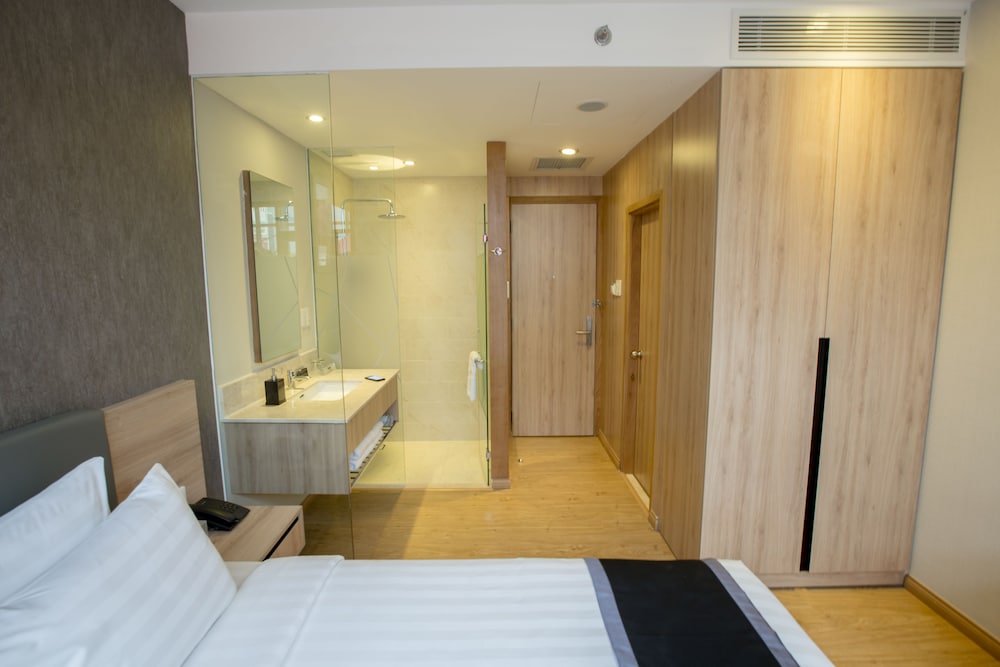 Premier Twin Room photo 3