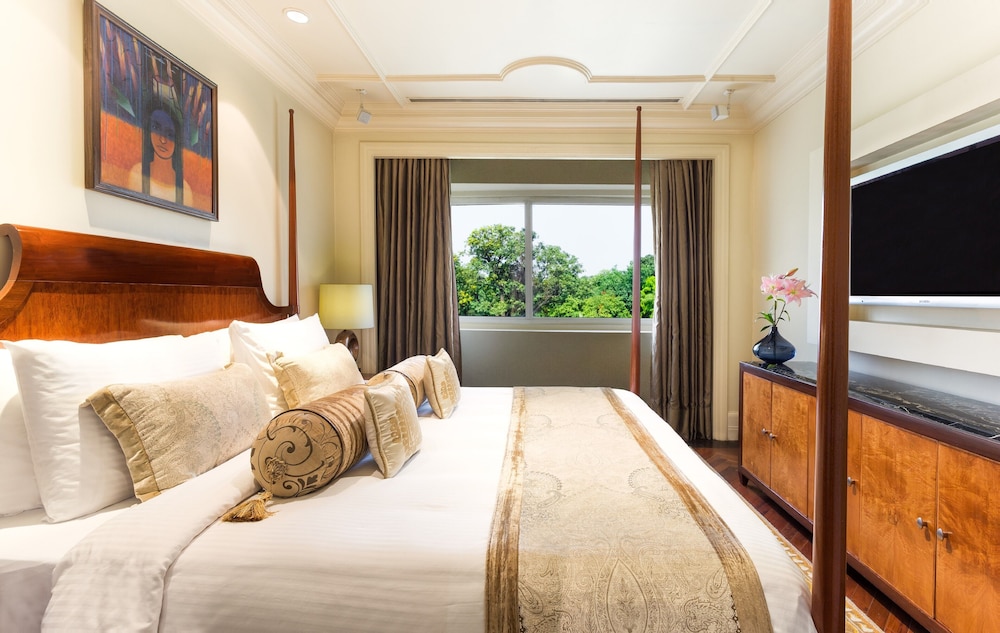 Luxury Suite, Non Smoking (Lutyens) thumbnail 5