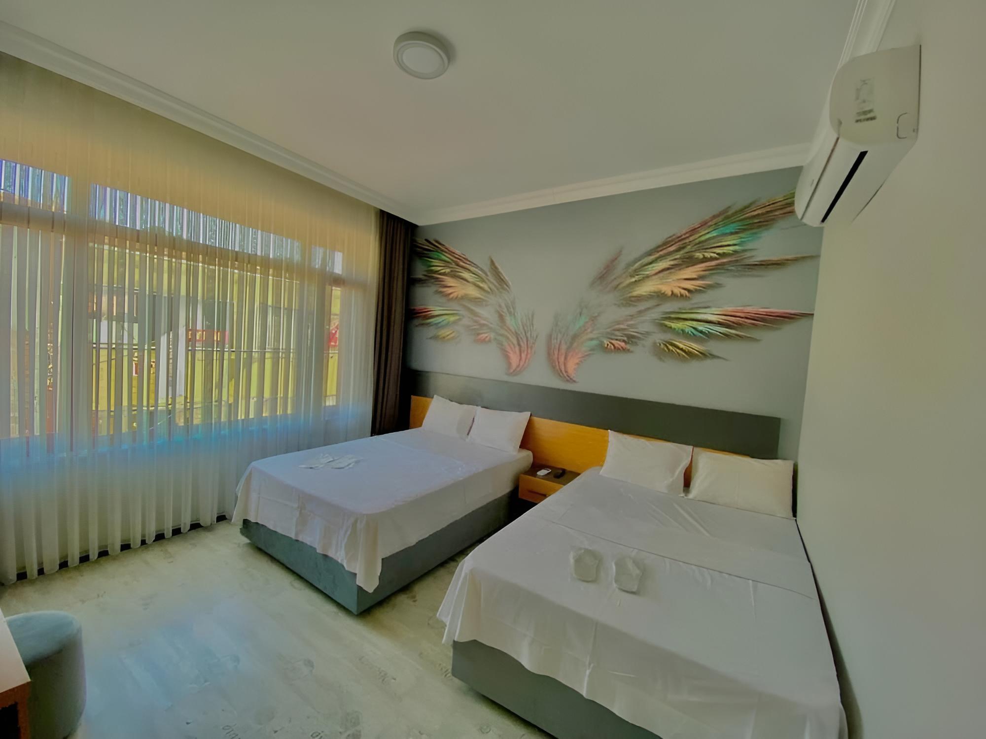 (B) Triple Room photo 2