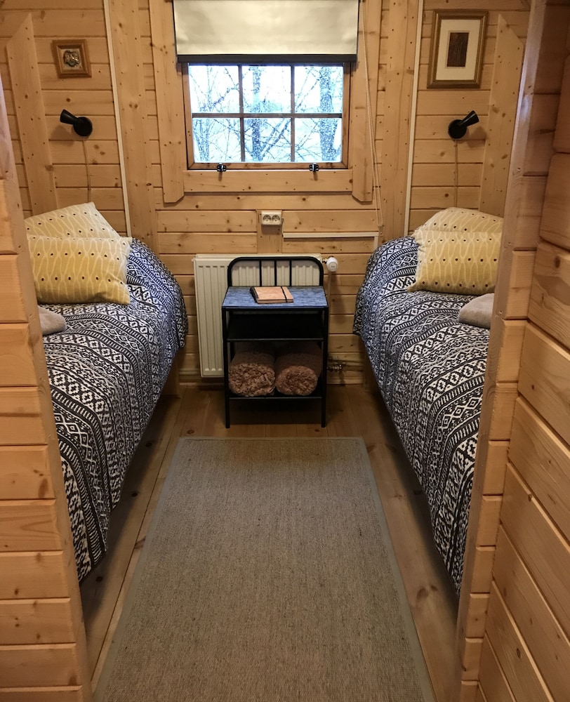 Cabin, Shared Bathroom
