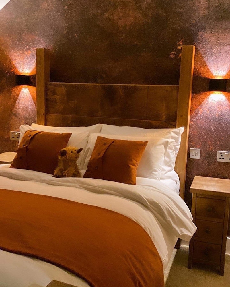 Double Room, Ensuite - Photo 4