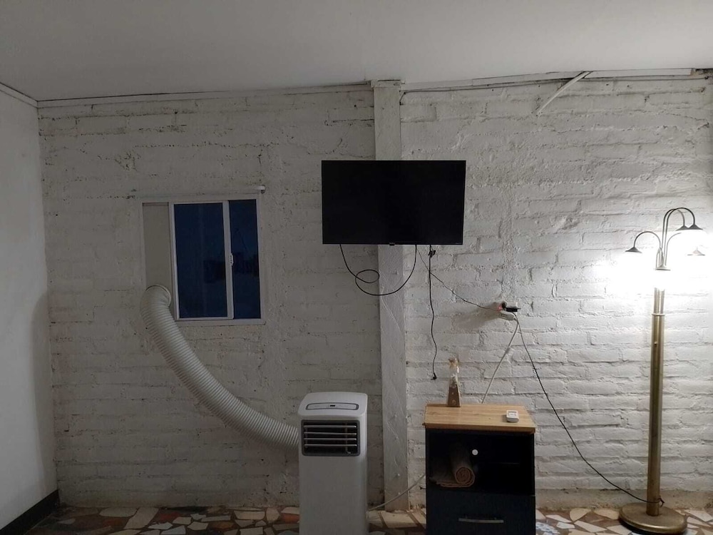 Basic Room, Balcony
