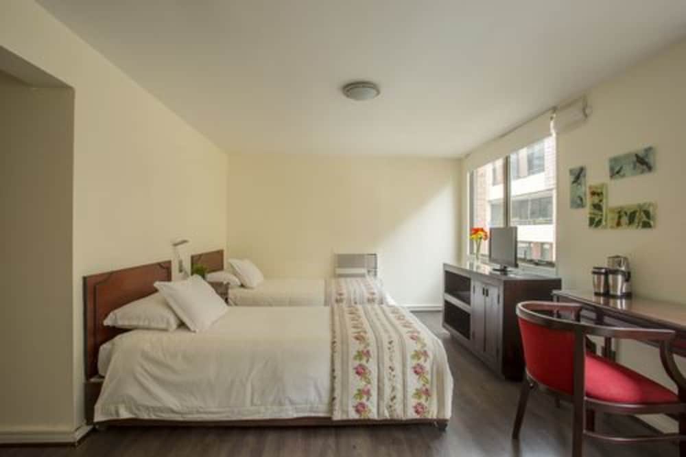 Standard Twin Room - Photo 1