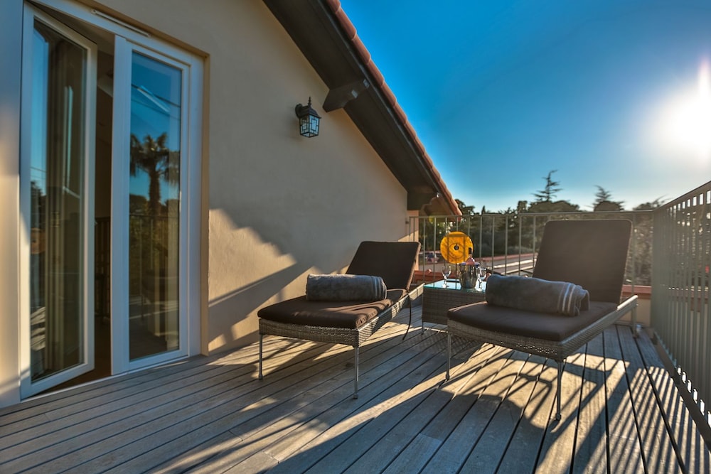Signature Suite, Terrace photo