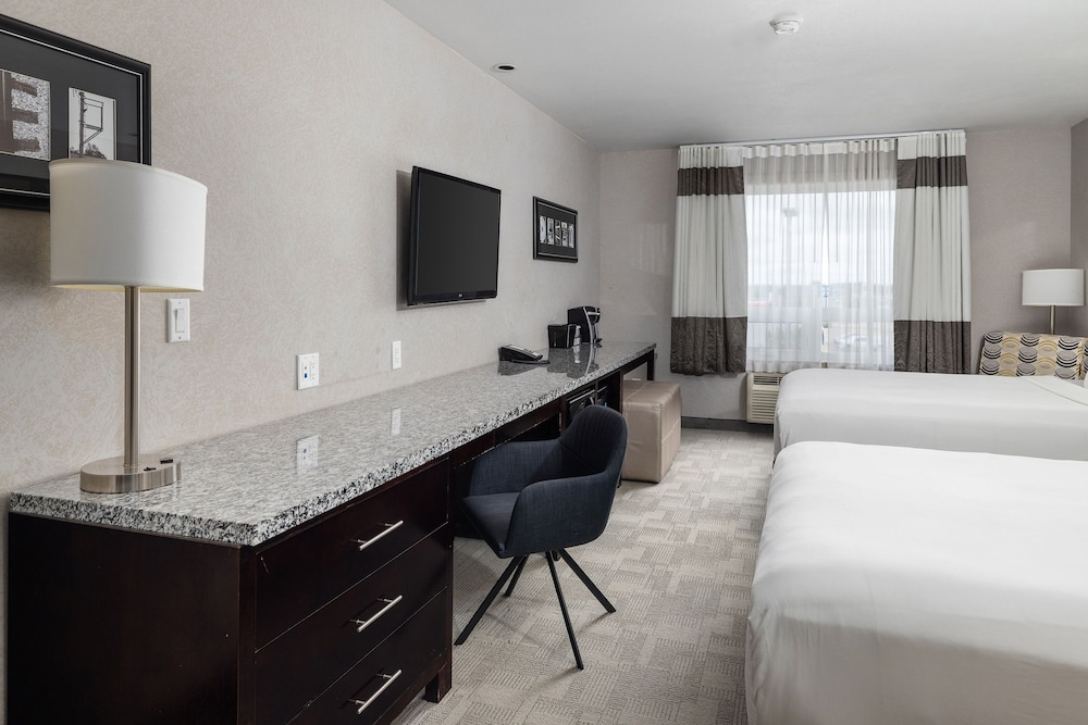 Standard Room, 2 Queen Beds photo 2