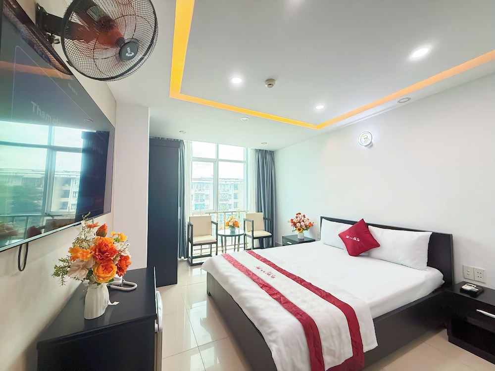 Superior Double Room, City View