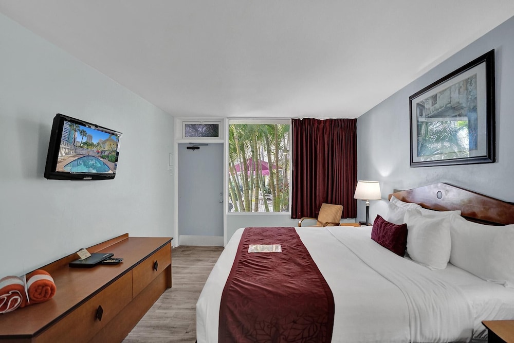 Superior Single Room, Men only