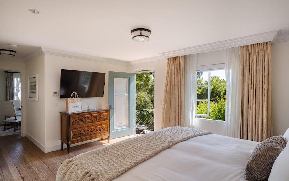 Suite, 2 Bedrooms (Camellia) photo 3