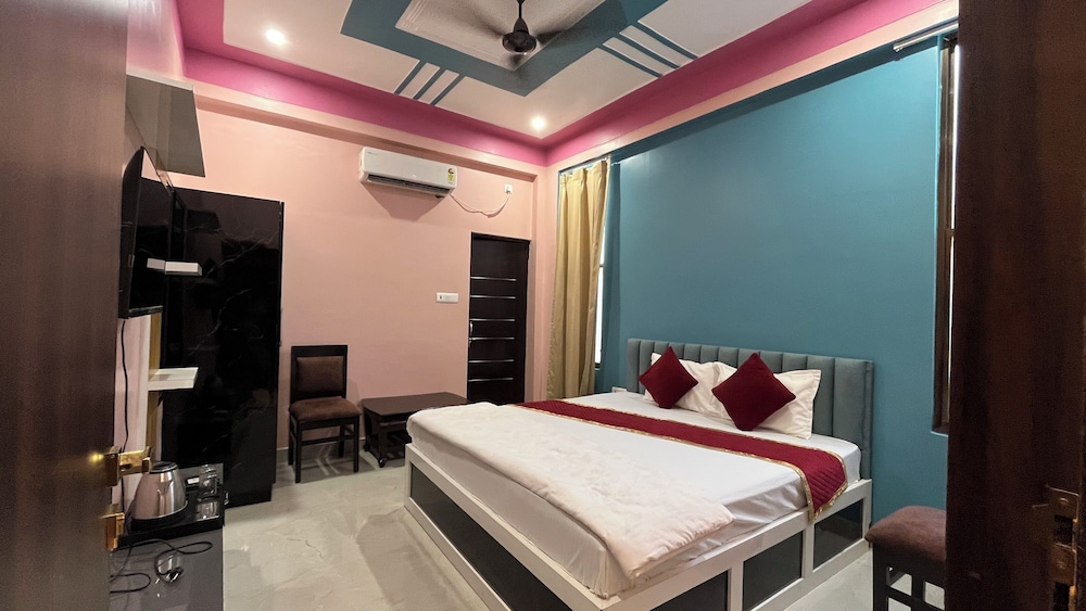 Deluxe Double Room, Garden View